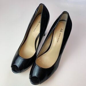 Anne Klein Blue Heels Size 10